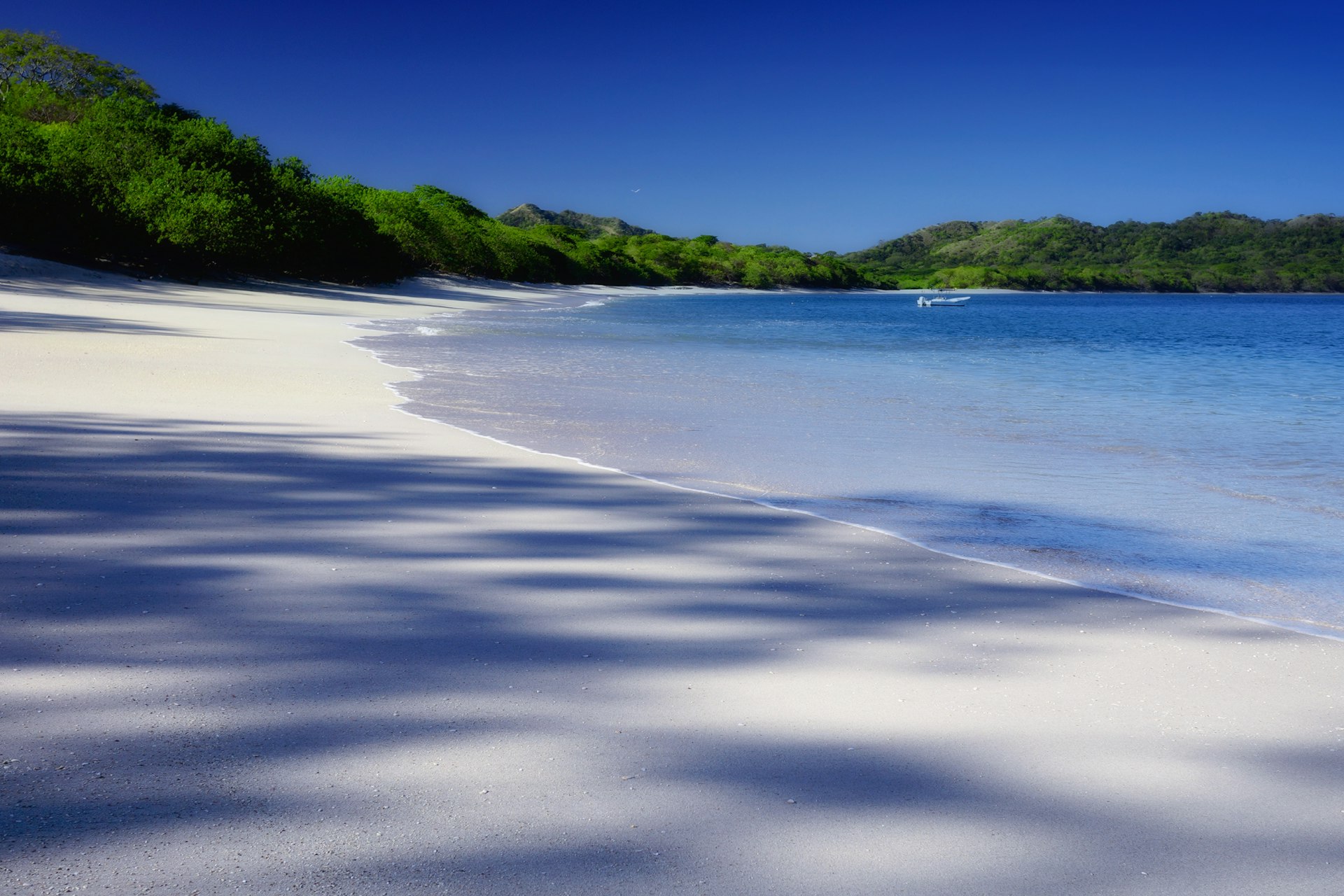 White sand on an empty beach in Costa Rica